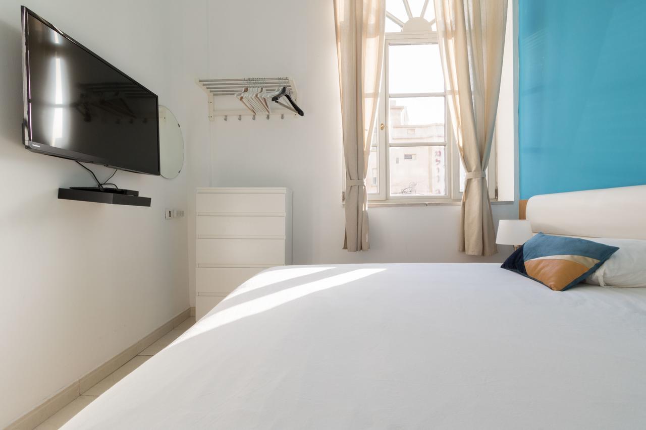Sweethome26 Luxury Apt Sea View 50 Meters From The Beach Free Parking Tel Aviv Dış mekan fotoğraf